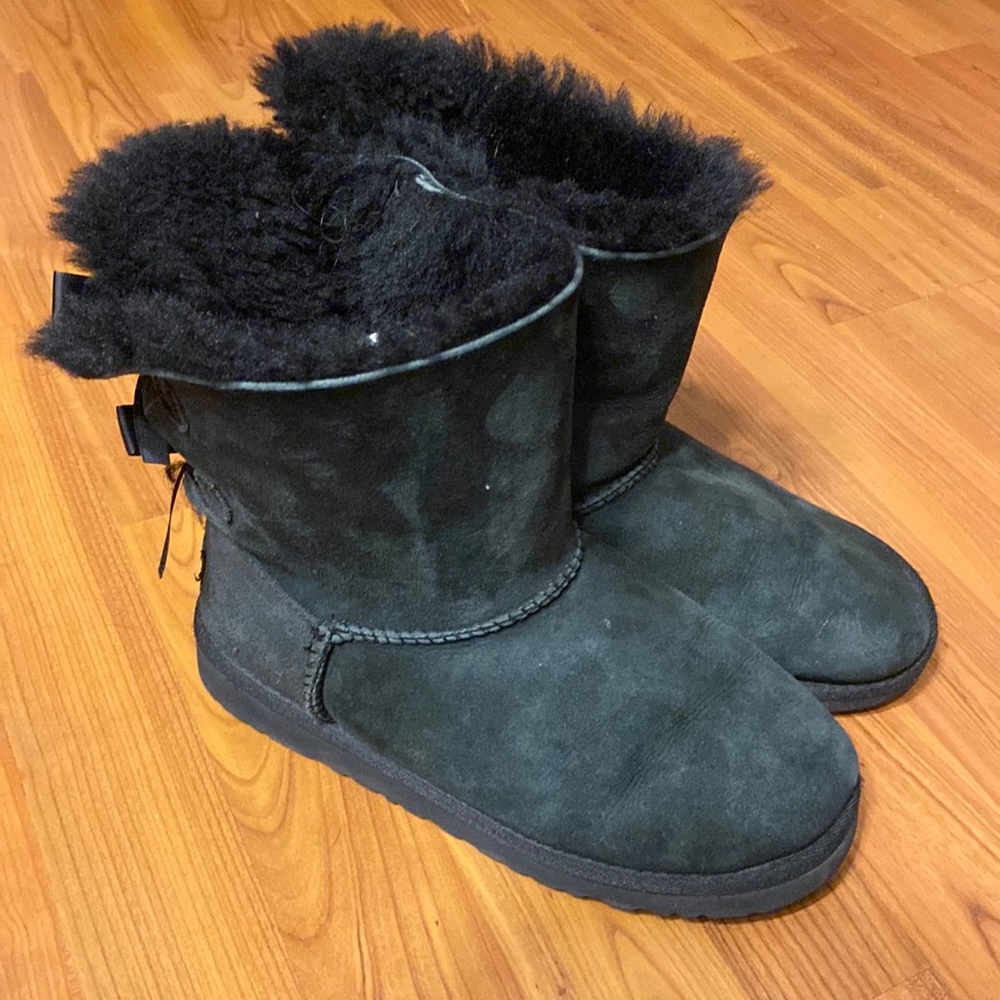Ugg Bailey Bow II